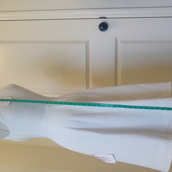 Dress The Population Catalina Fit & Flare V-Neck Sleeveless Crepe Dress White S - Picture 10 of 16